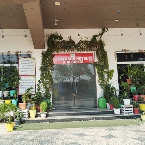 Hotel & Resorts